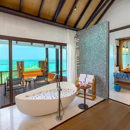 Ozen Life Maadhoo Hotel Maadhoo  Exterior photo